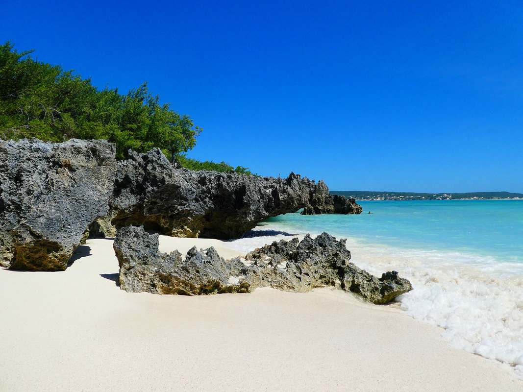 daniel-mada-tours-excursions-diego-emerald-sea-001